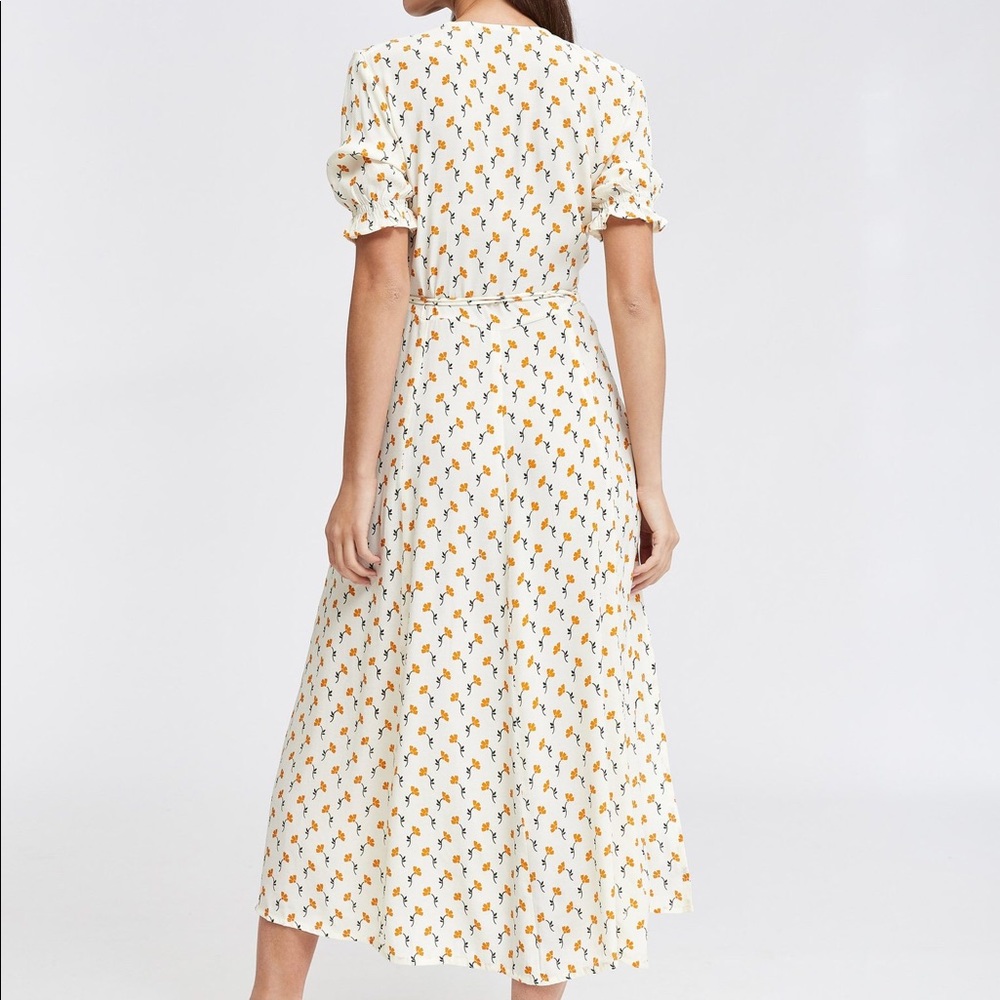 Faithfull the Brand wrap dress - Picture 5 of 6